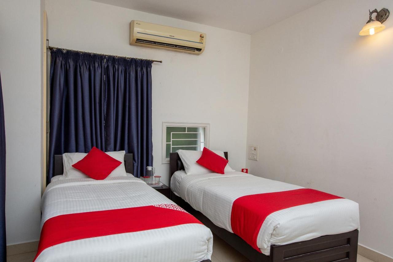 Oyo 23202 Cute Orange Service Apartments Chennai Bagian luar foto