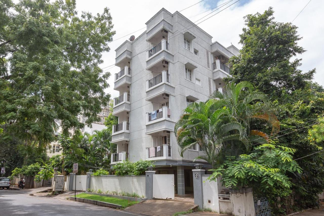 Oyo 23202 Cute Orange Service Apartments Chennai Bagian luar foto