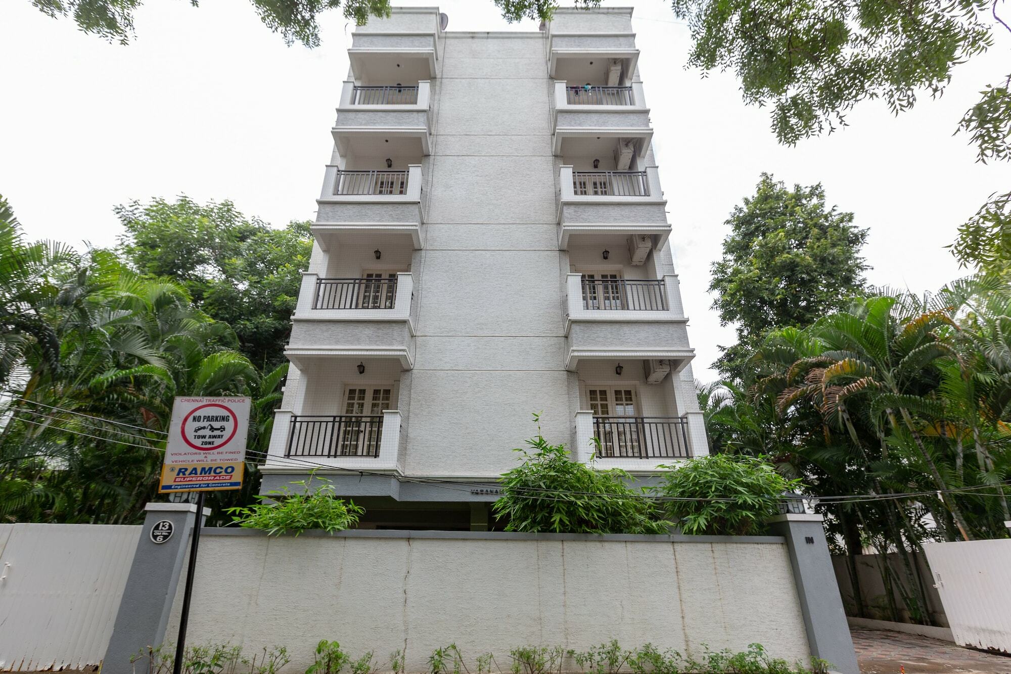 Oyo 23202 Cute Orange Service Apartments Chennai Bagian luar foto