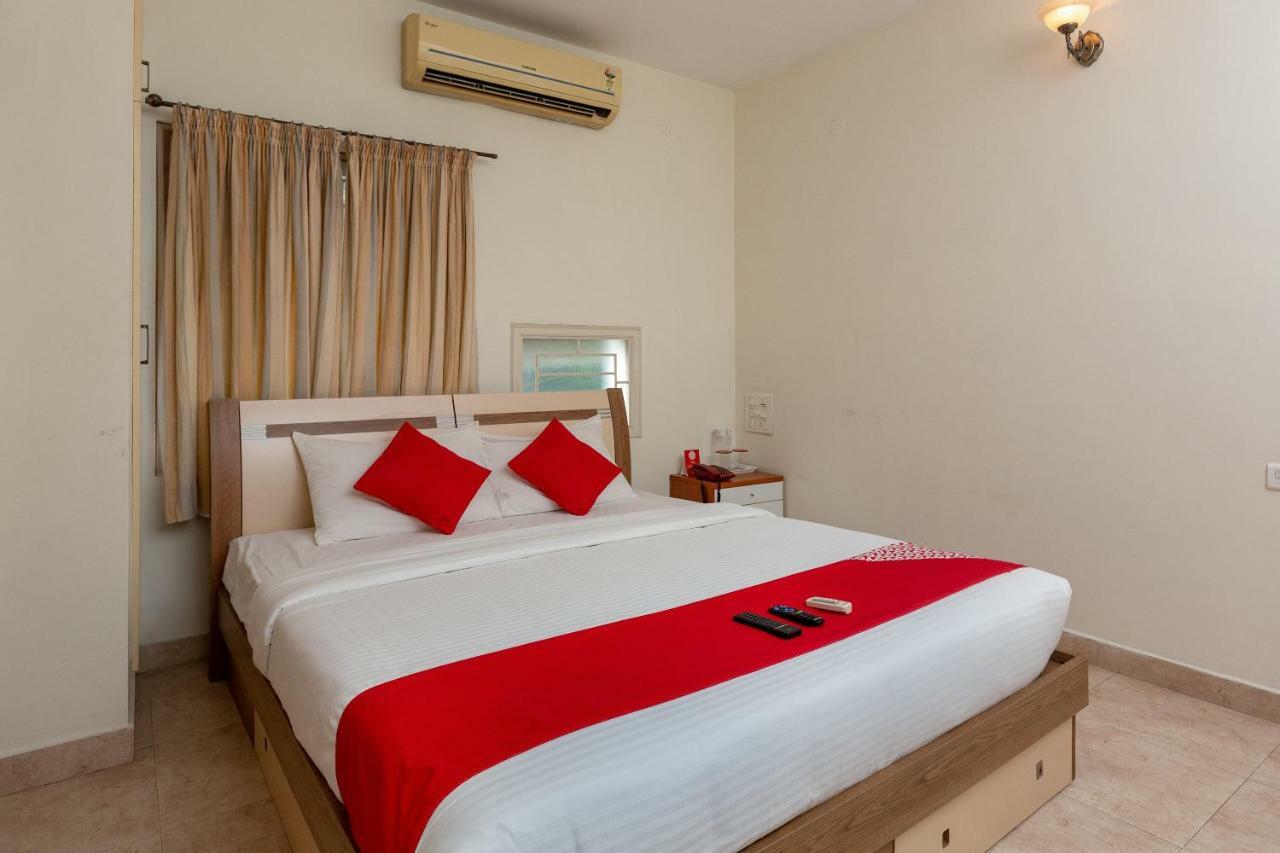 Oyo 23202 Cute Orange Service Apartments Chennai Bagian luar foto